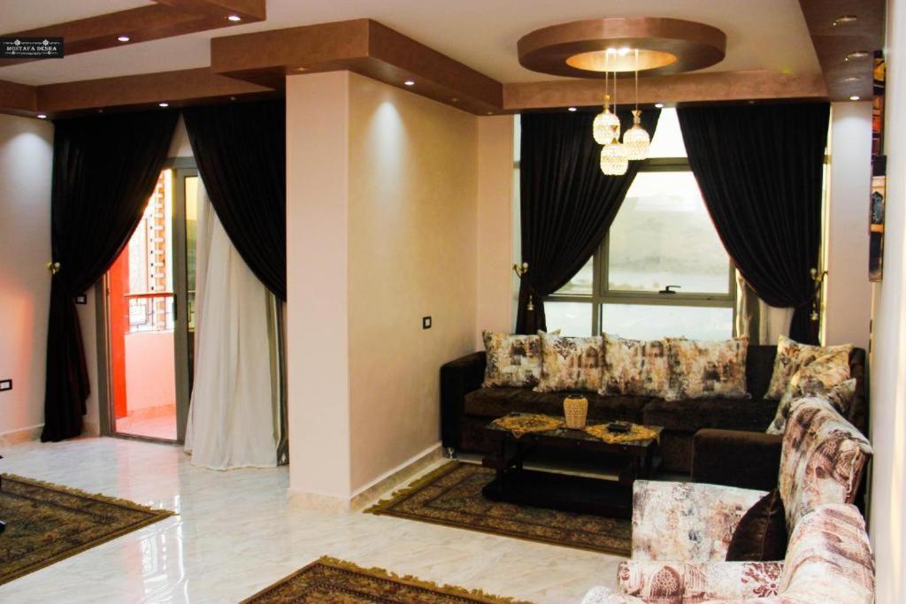 Aswan Plaza - Share Apartment ภายนอก รูปภาพ
