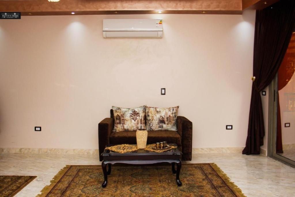 Aswan Plaza - Share Apartment ภายนอก รูปภาพ