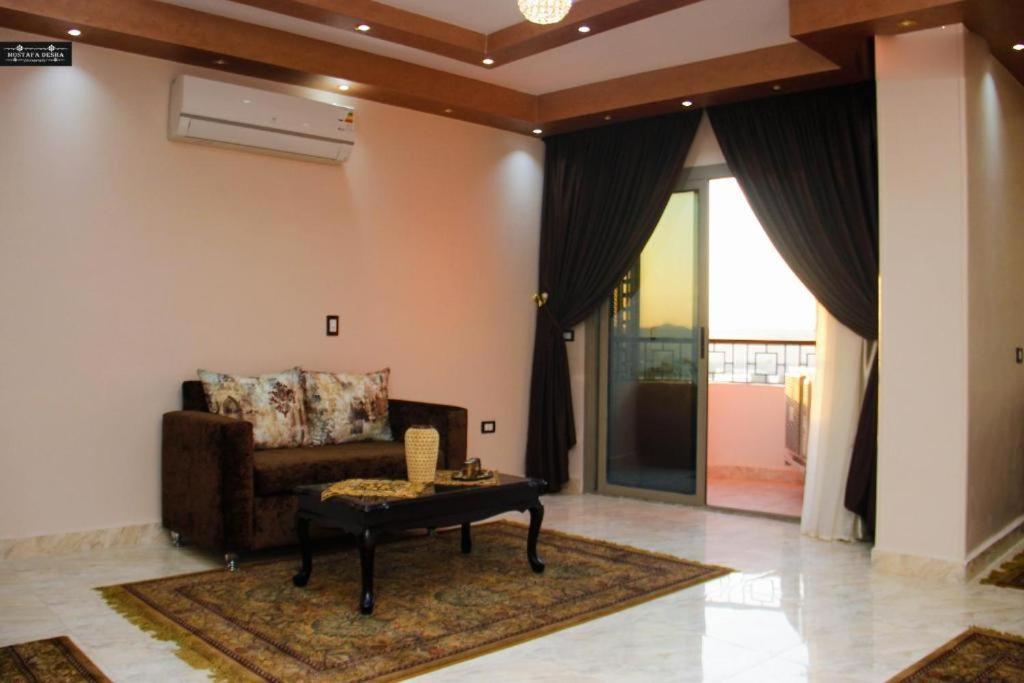 Aswan Plaza - Share Apartment ภายนอก รูปภาพ